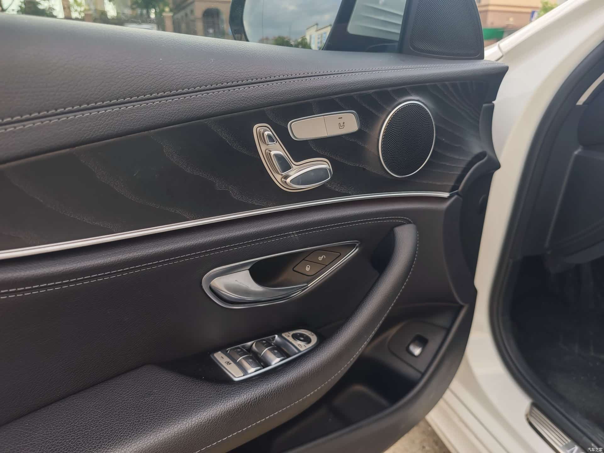 Mercedes-Benz E-Class, 2017 11