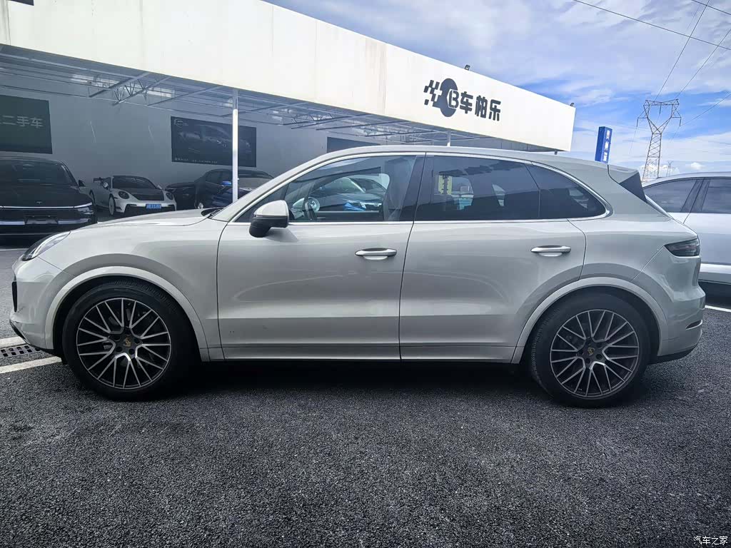 Porsche Cayenne, 2022 7