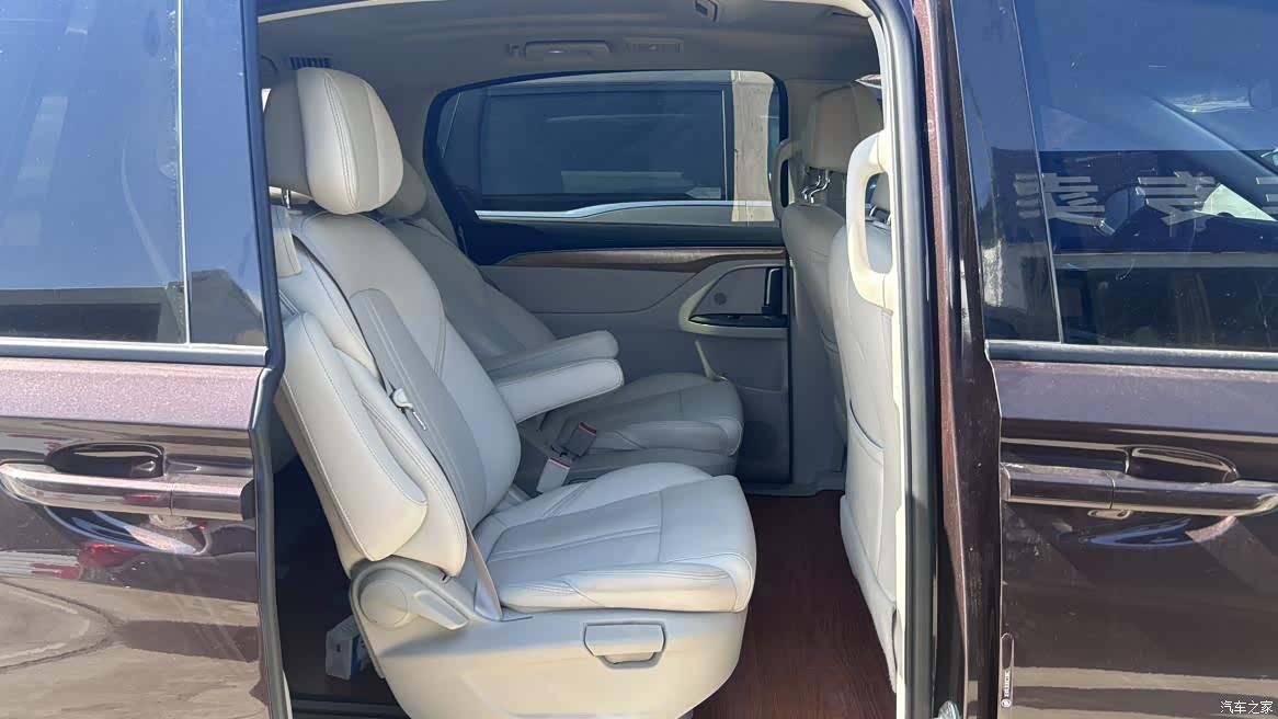 Buick GL8, 2019 все фото