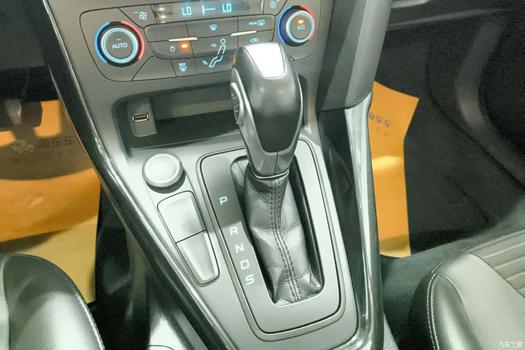 Ford Focus, 2018 16