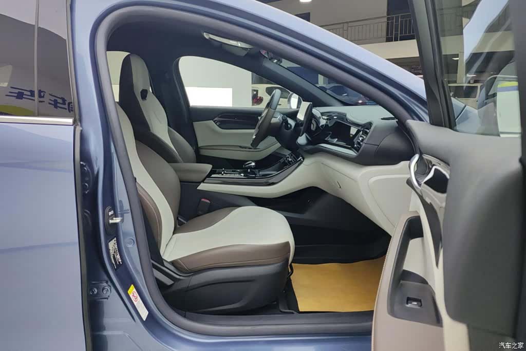 BYD Qin, 2024 8