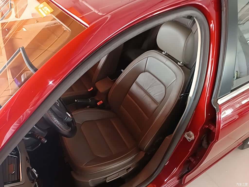 Volkswagen Bora, 2014 15