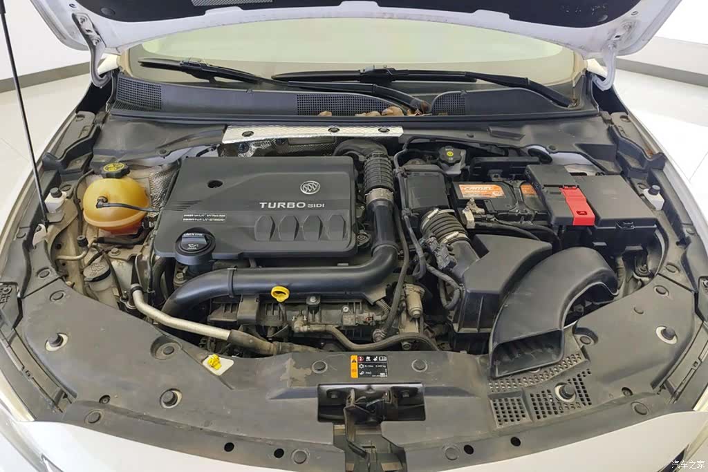Buick Verano, 2022 10