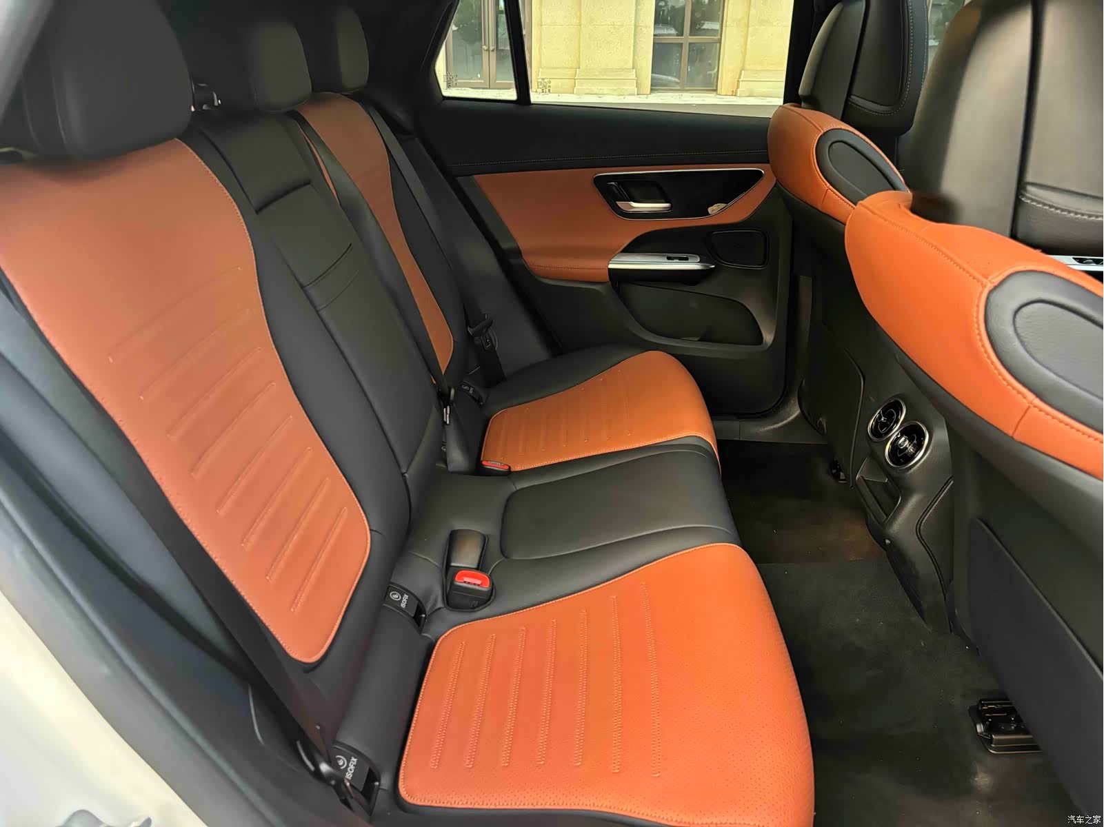 Mercedes-Benz GLC, 2024 12