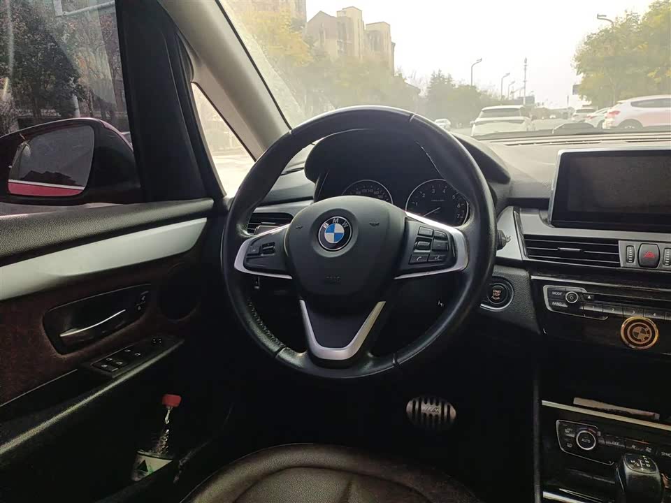 BMW 2 series station wagon