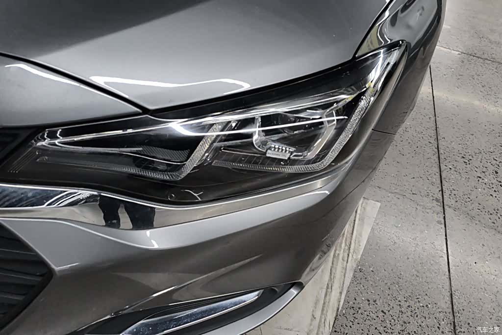 Chevrolet 320, 2022 все фото