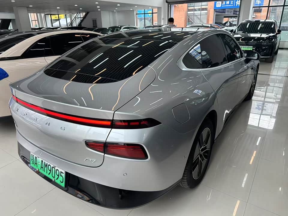 XPENG P7 XPENG P7