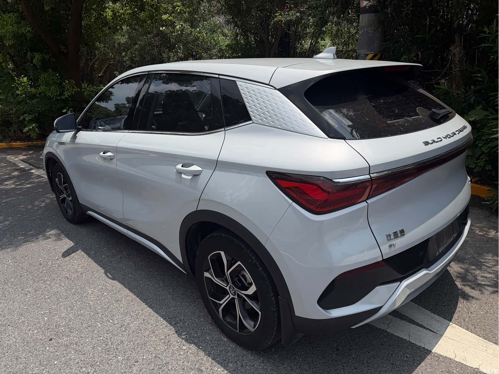 BYD Yuan, 2023 все фото