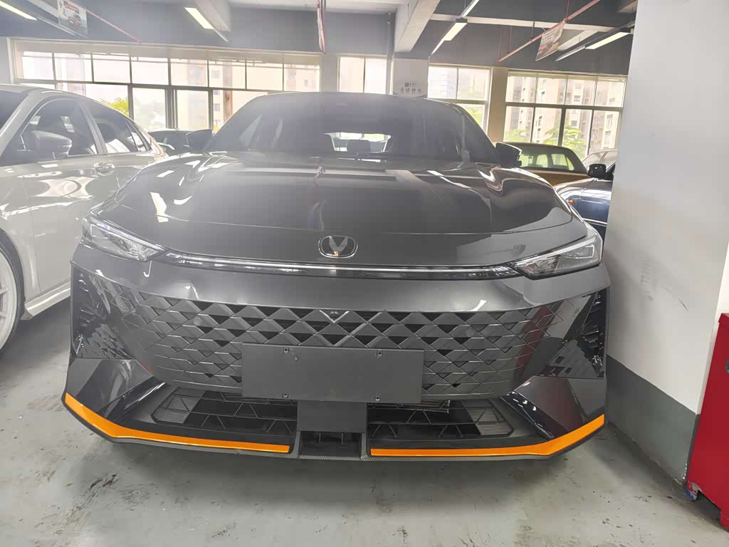 Changan UNI-V