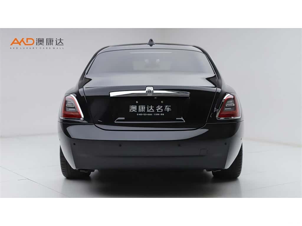 Rolls-Royce Ghost, 2022 4