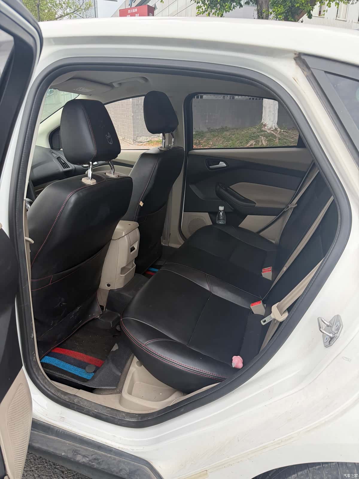 Ford Focus, 2016 12