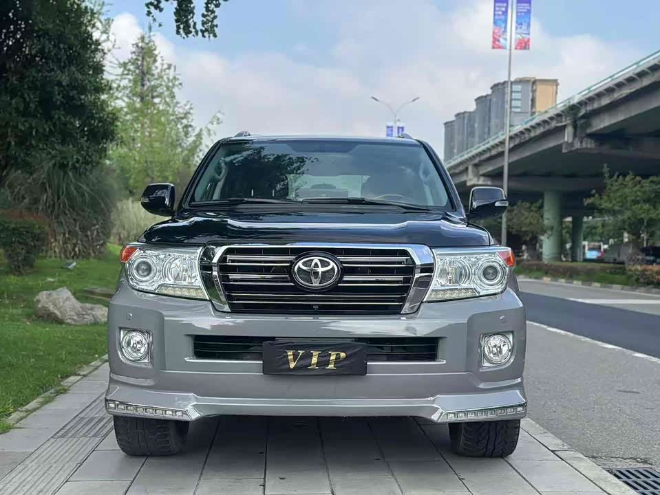 Toyota Land Cruiser Toyota Land Cruiser