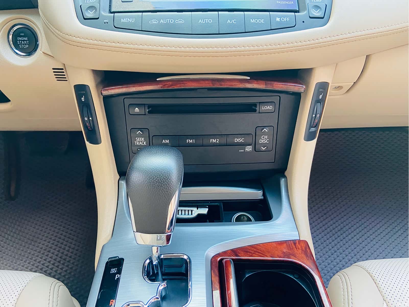 Toyota Crown, 2014 17