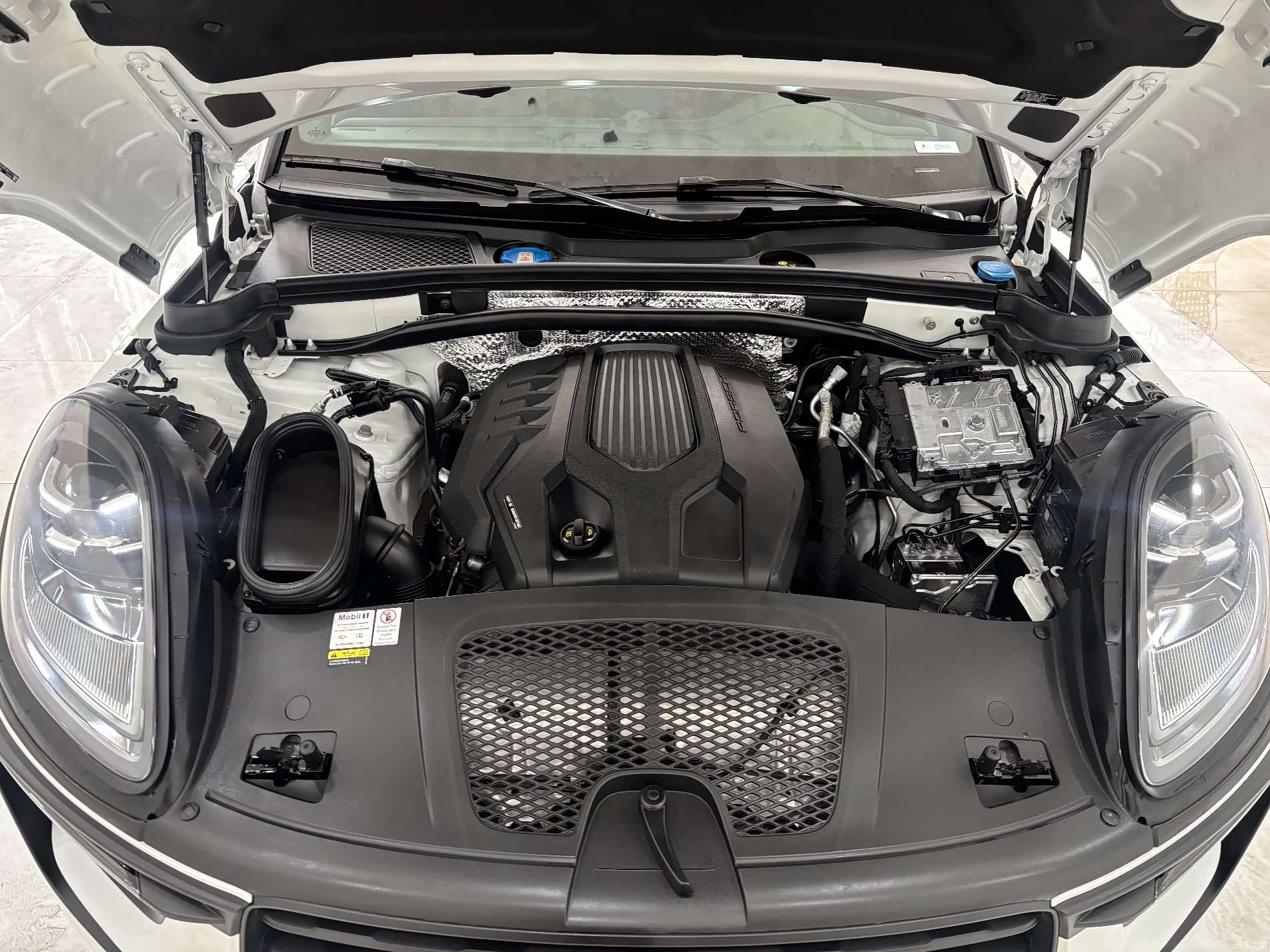 Porsche Macan, 2022 32