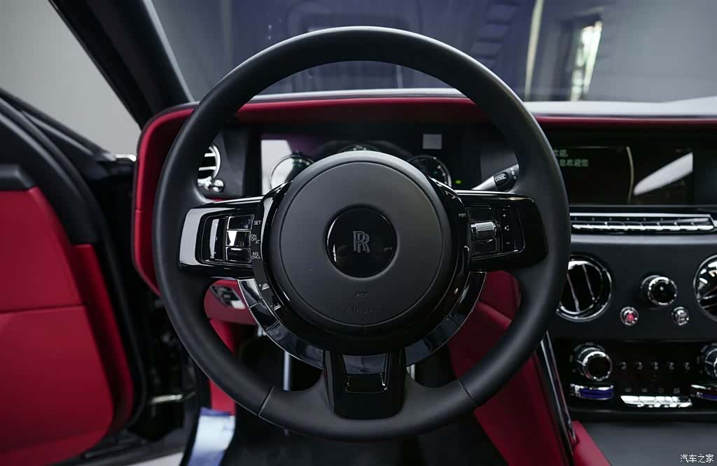 Rolls-Royce Cullinan, 2023 14