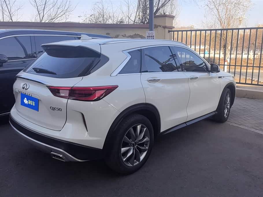 Infiniti QX50