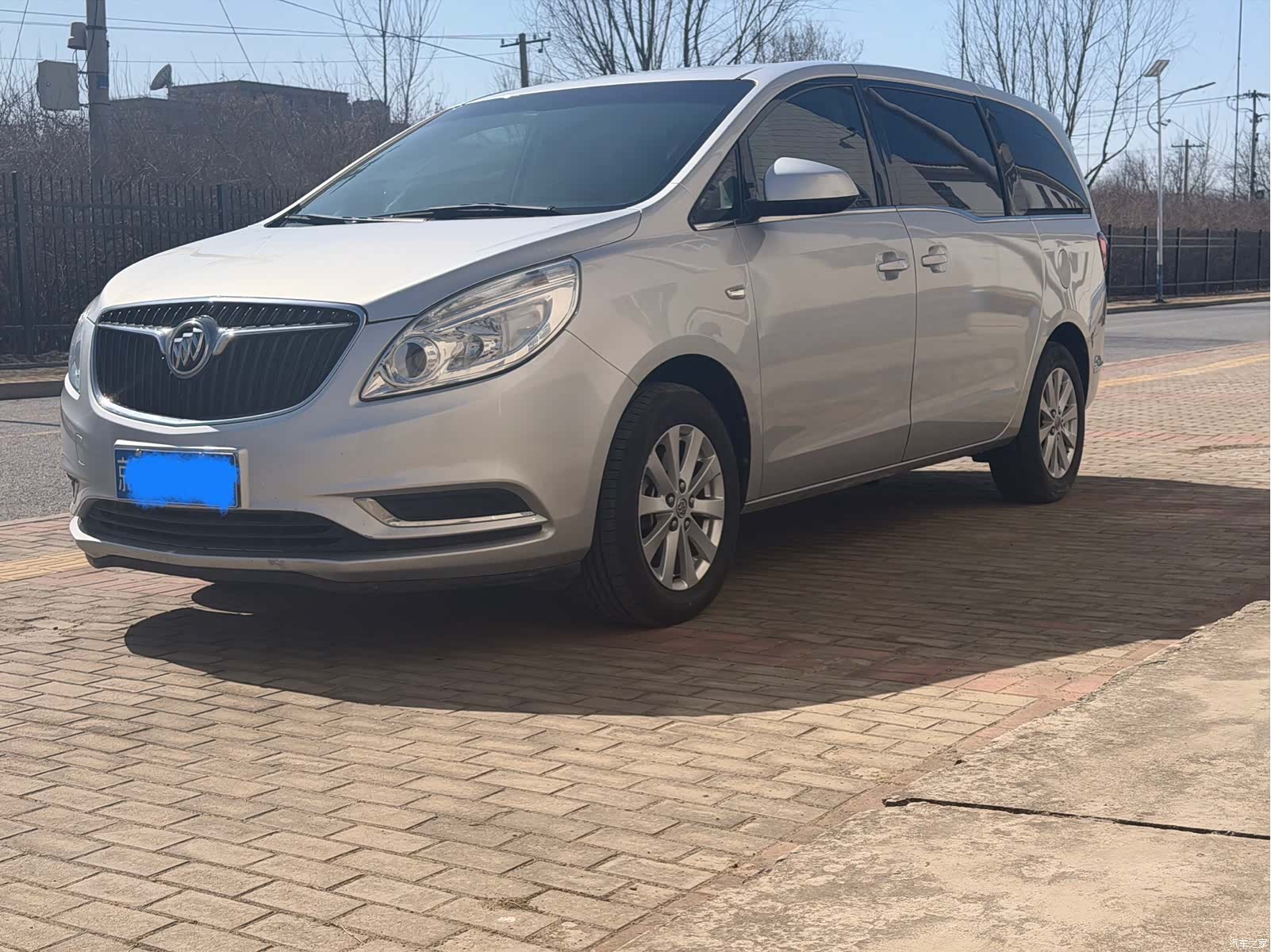 Buick GL8, 2018 1