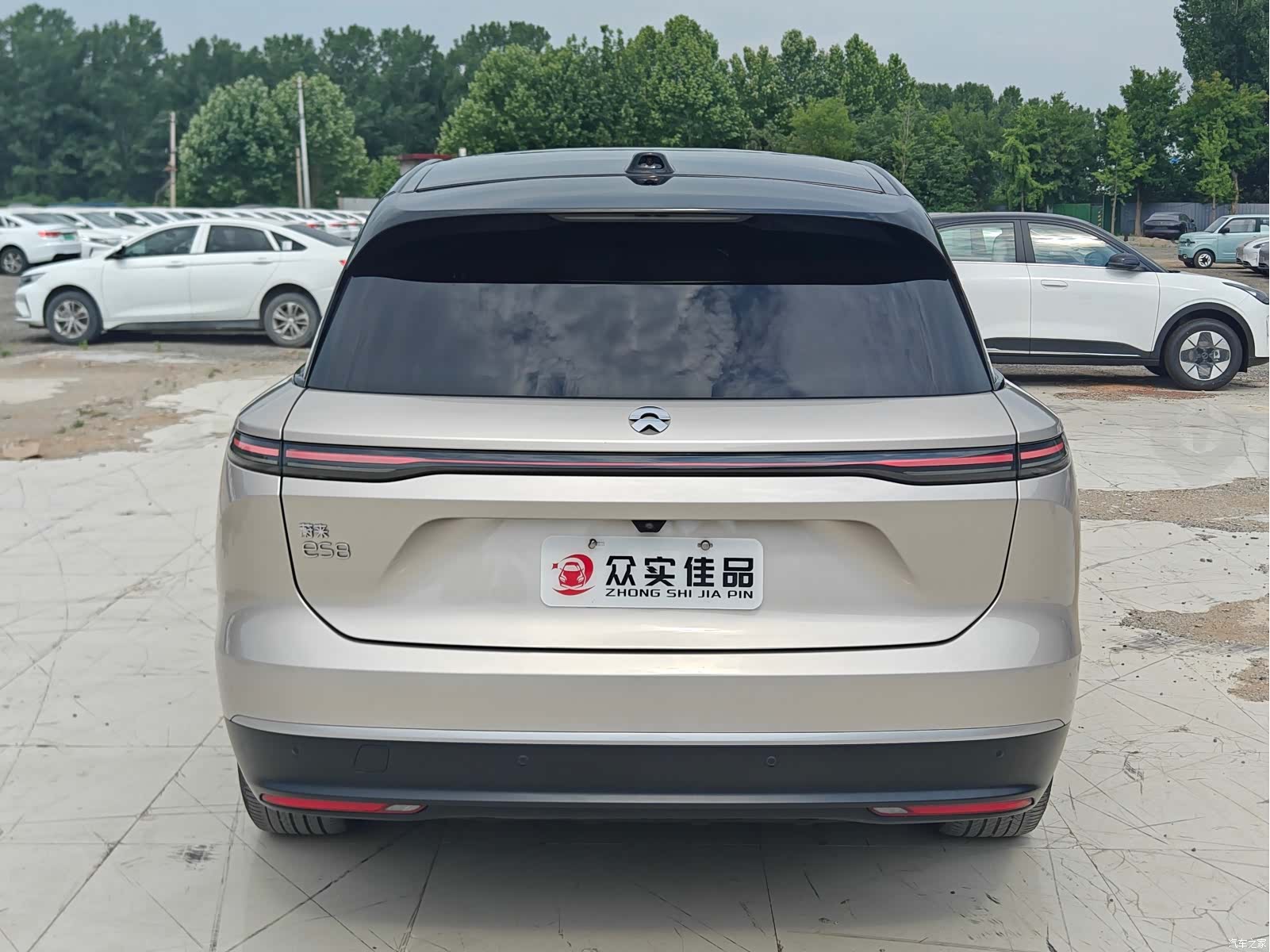 NIO ES8, 2023 8