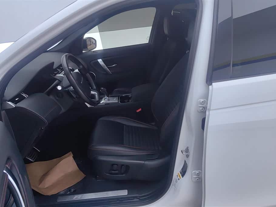 Land Rover Discover sports