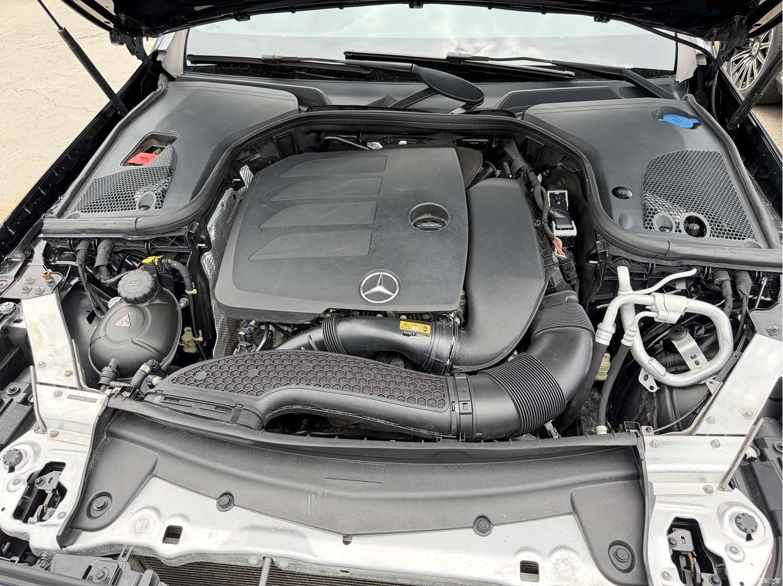 Mercedes-Benz E-Class, 2020 13