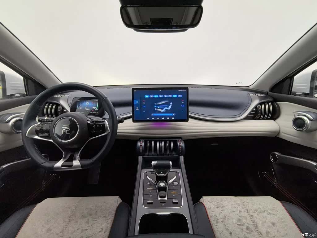 BYD Yuan, 2023 все фото