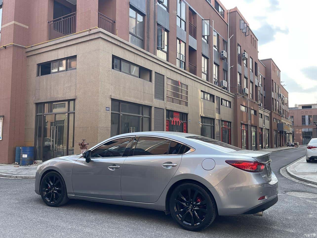 Mazda Atenza, 2014 4