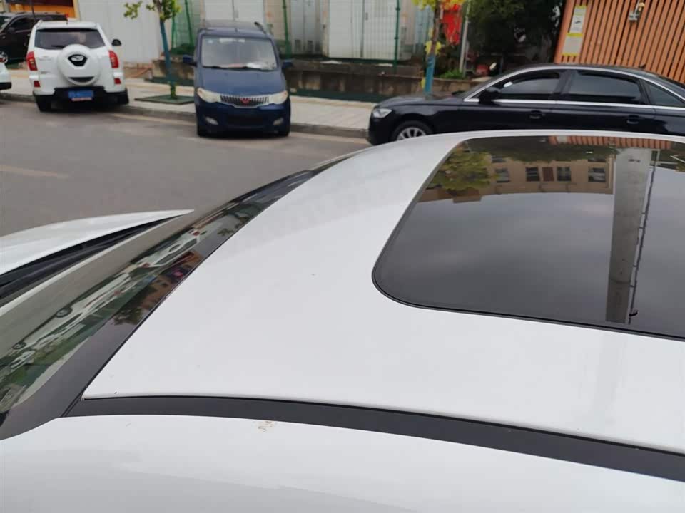 Hyundai Lead