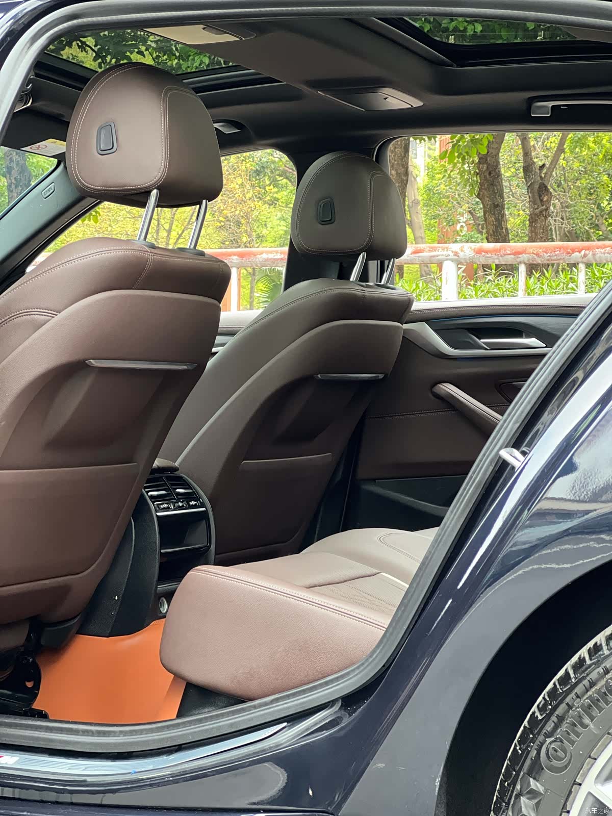 BMW 5 Series, 2021 11