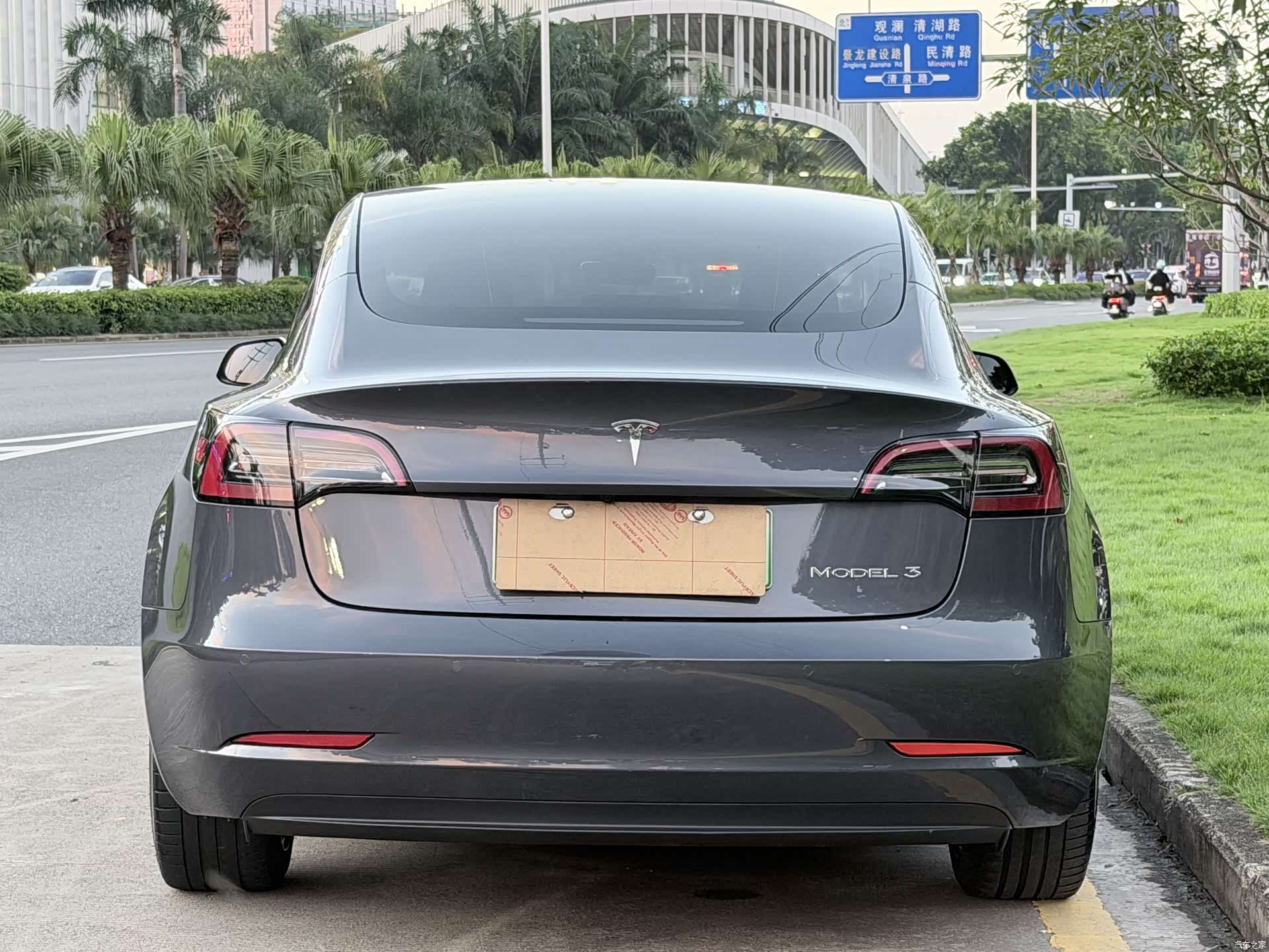 Tesla Model 3, 2022 4