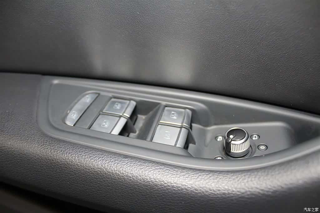 Audi A4L, 2024 14