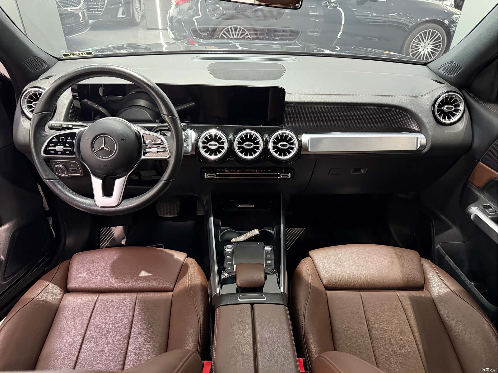 Mercedes-Benz GLB, 2021 7