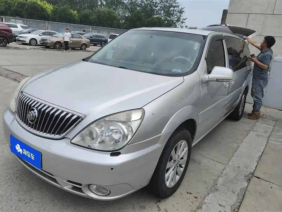 Buick GL8