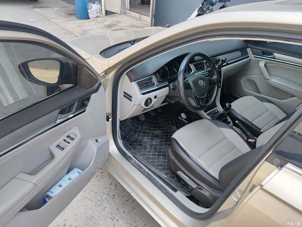 Volkswagen Bora, 2016 16