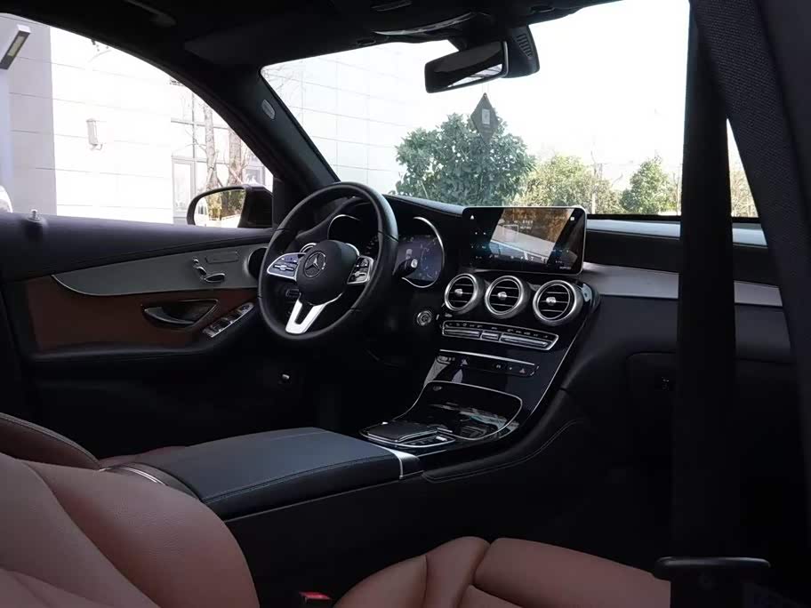 Mercedes-Benz GLC Mercedes-Benz GLC