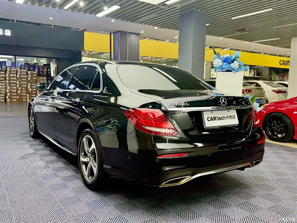 Mercedes-Benz E-Class, 2017 4