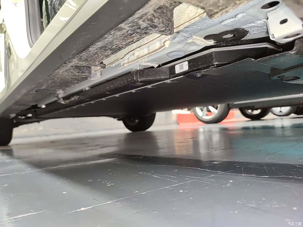 BYD Dolphin, 2026 21