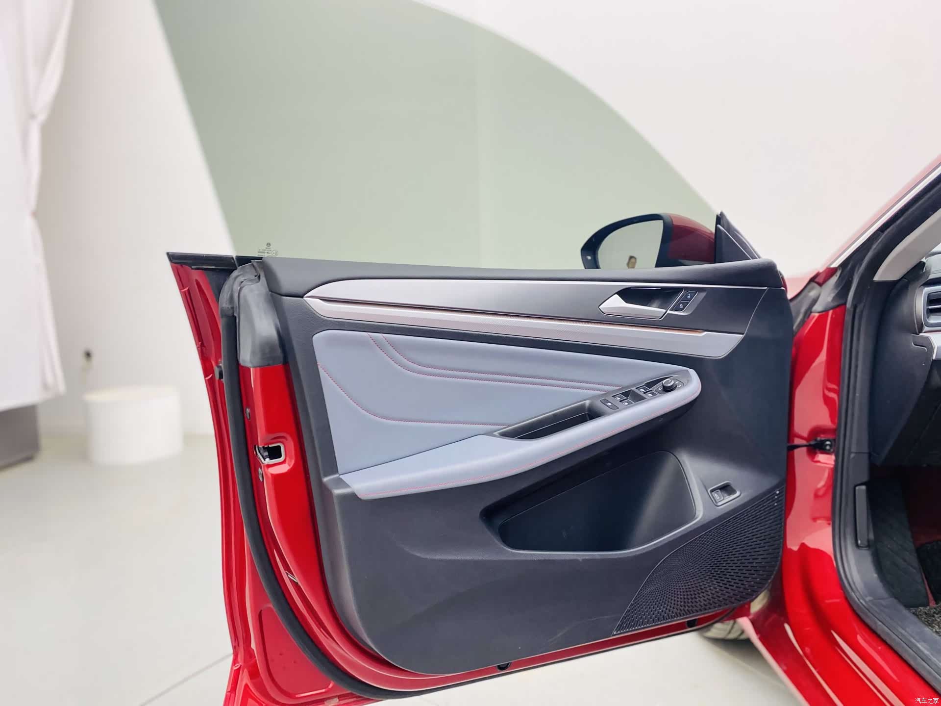 Volkswagen Lamando, 2024 11