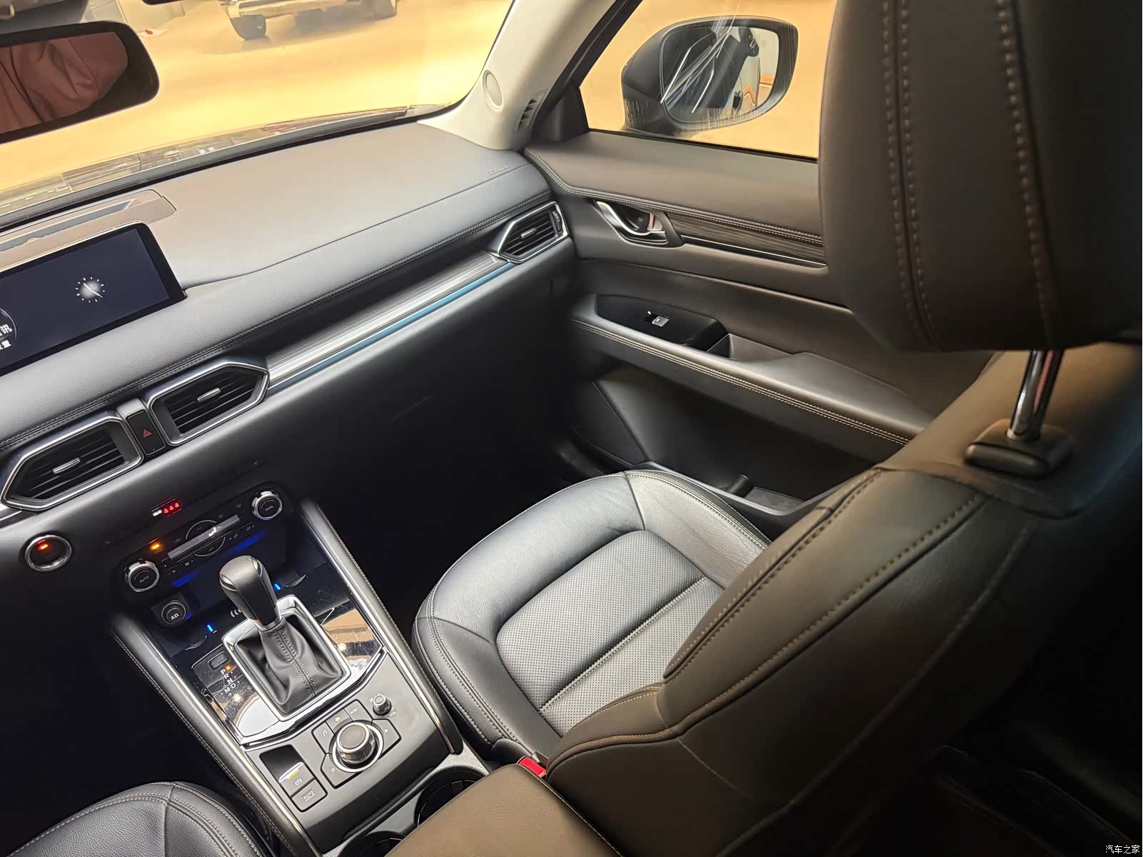 Mazda CX-5, 2022 12