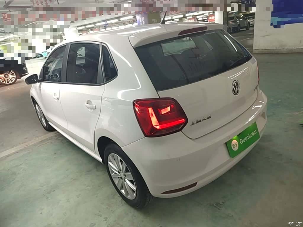 Volkswagen Polo, 2016 все фото