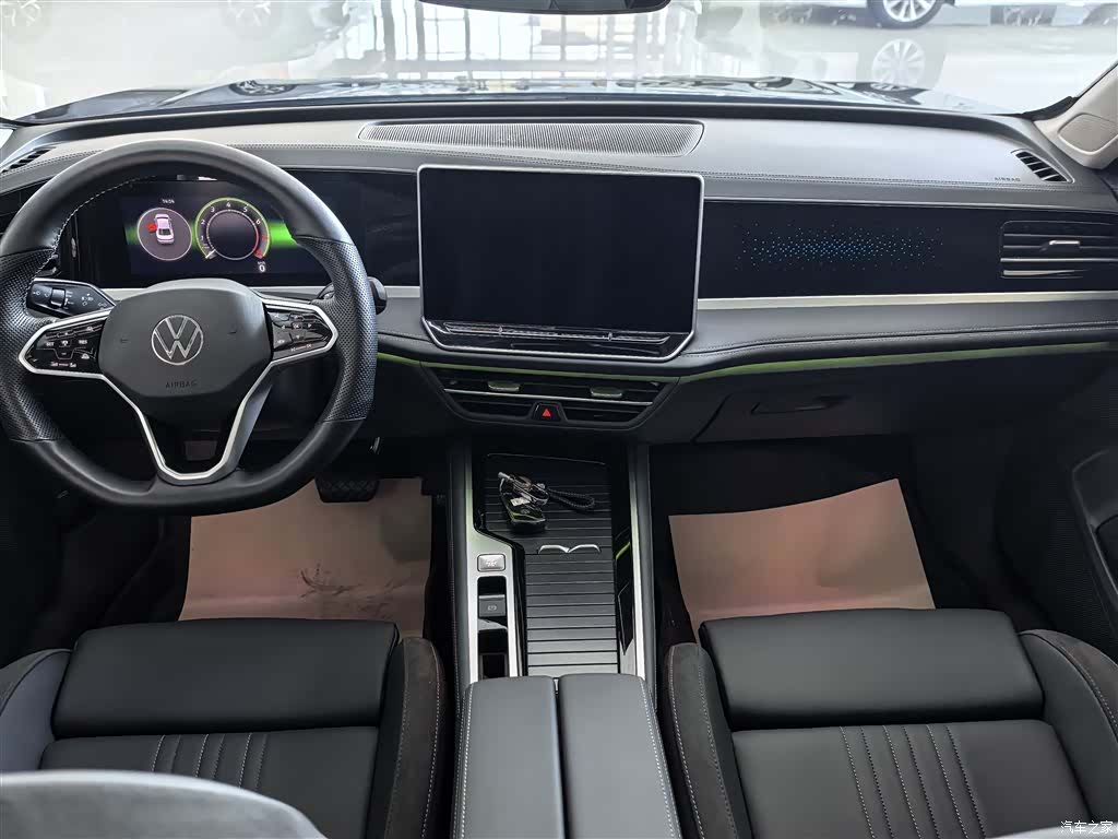 Volkswagen Magotan, 2025 9