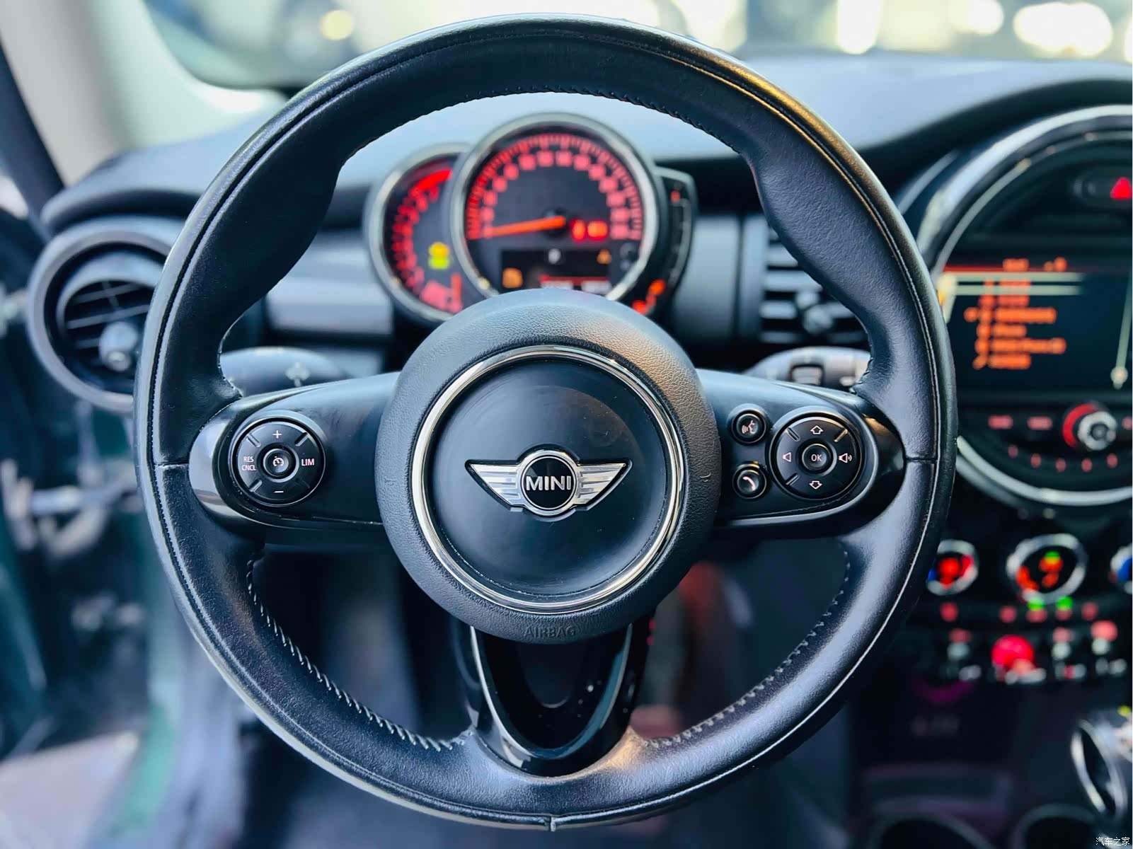 Mini Cooper, 2018 6