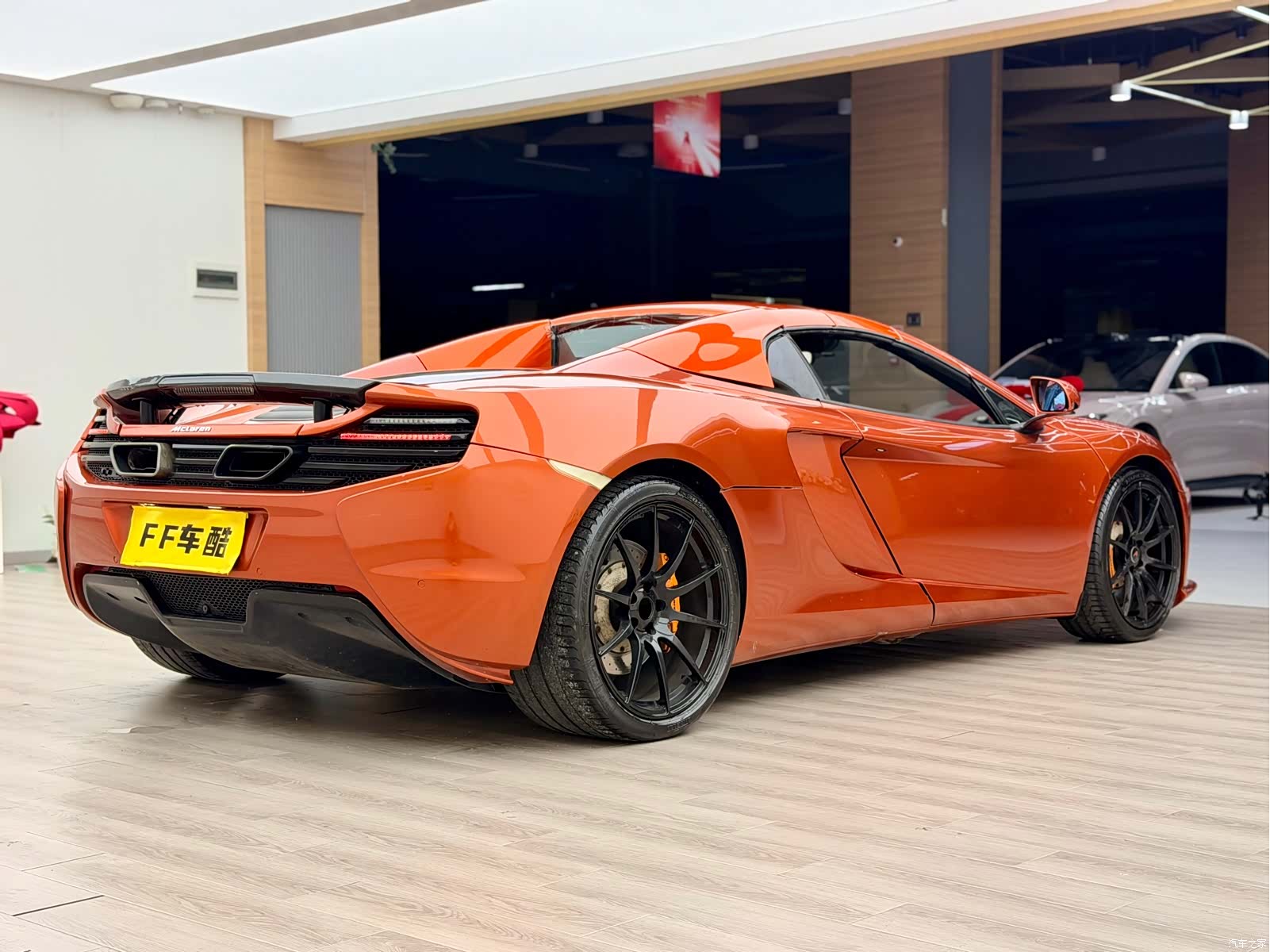 McLaren 625C, 2018 7