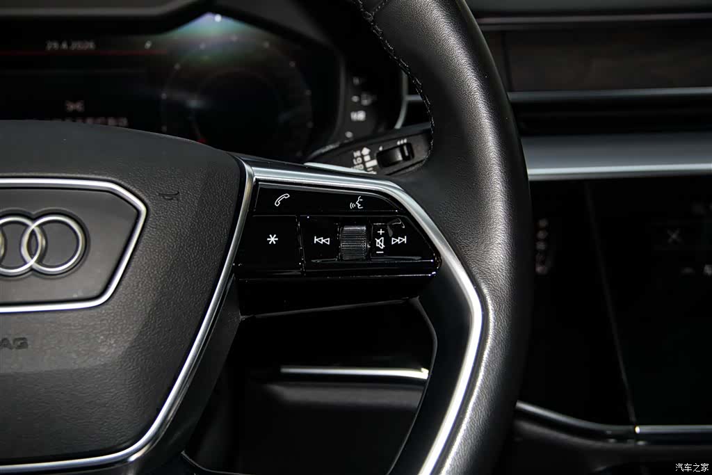 Audi A8L, 2024 29