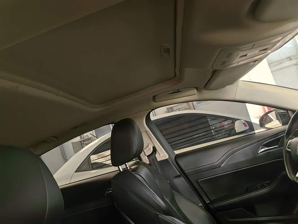 Hongqi H5 Hongqi H5
