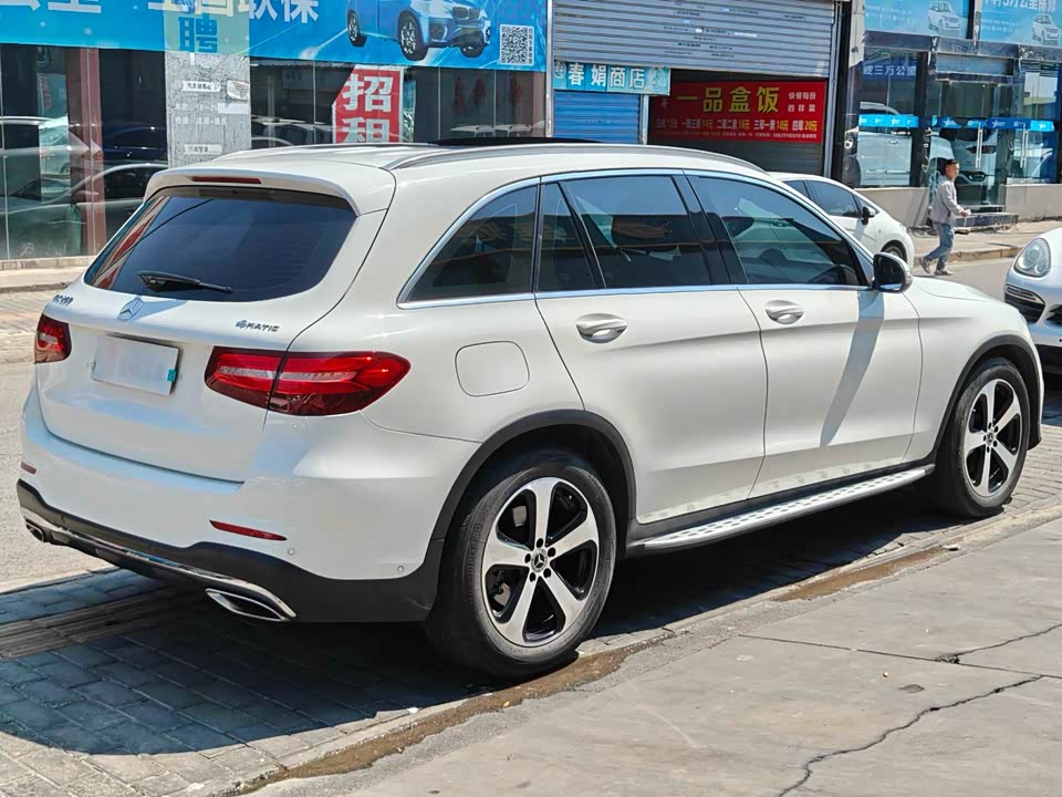 Mercedes-Benz GLC Mercedes-Benz GLC