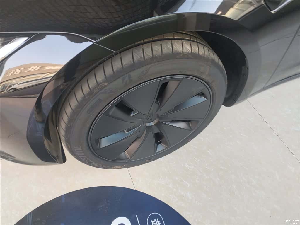 Tesla Model 3, 2026 25