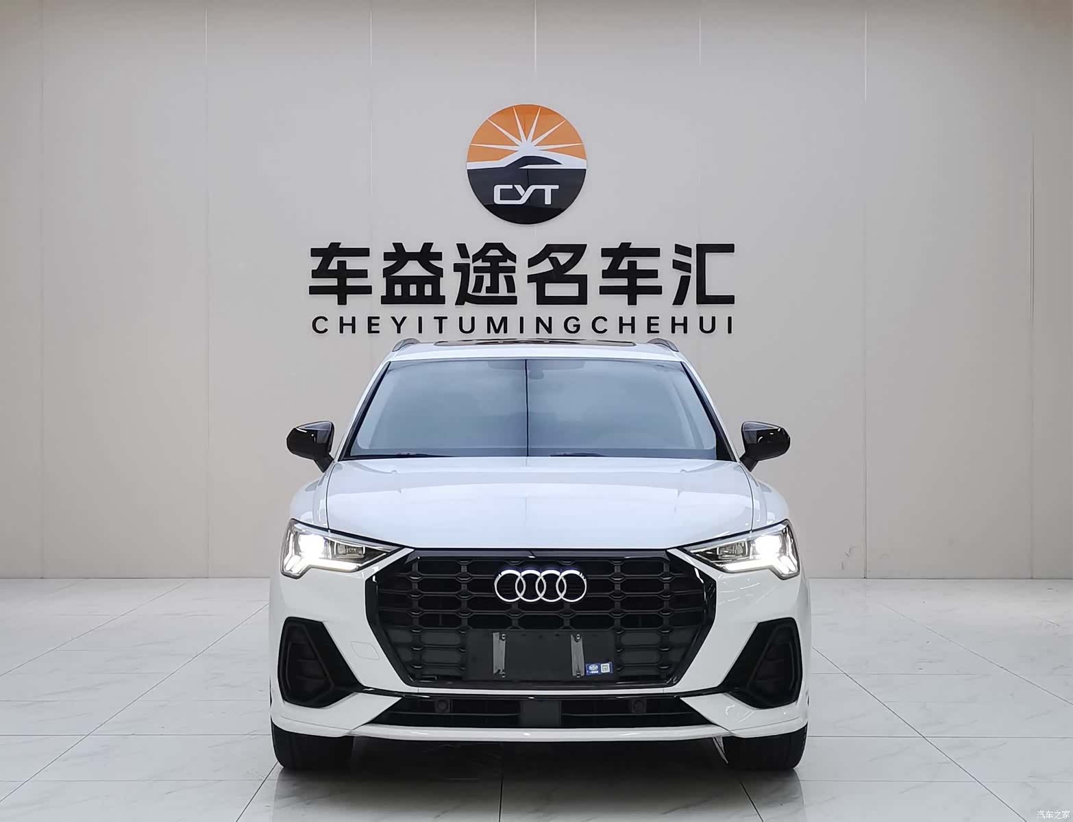 Audi Q3, 2023 3