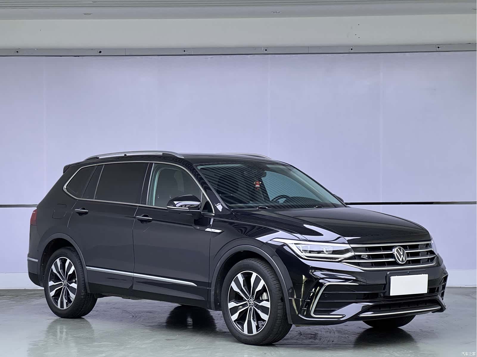 Volkswagen Tiguan L, 2024 3