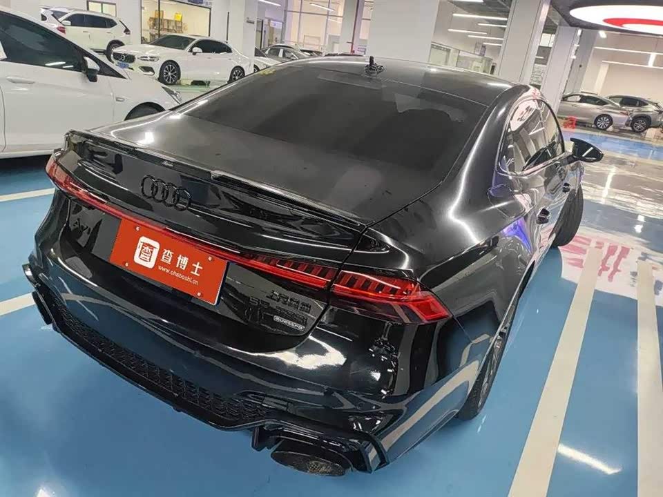 Audi A7L
