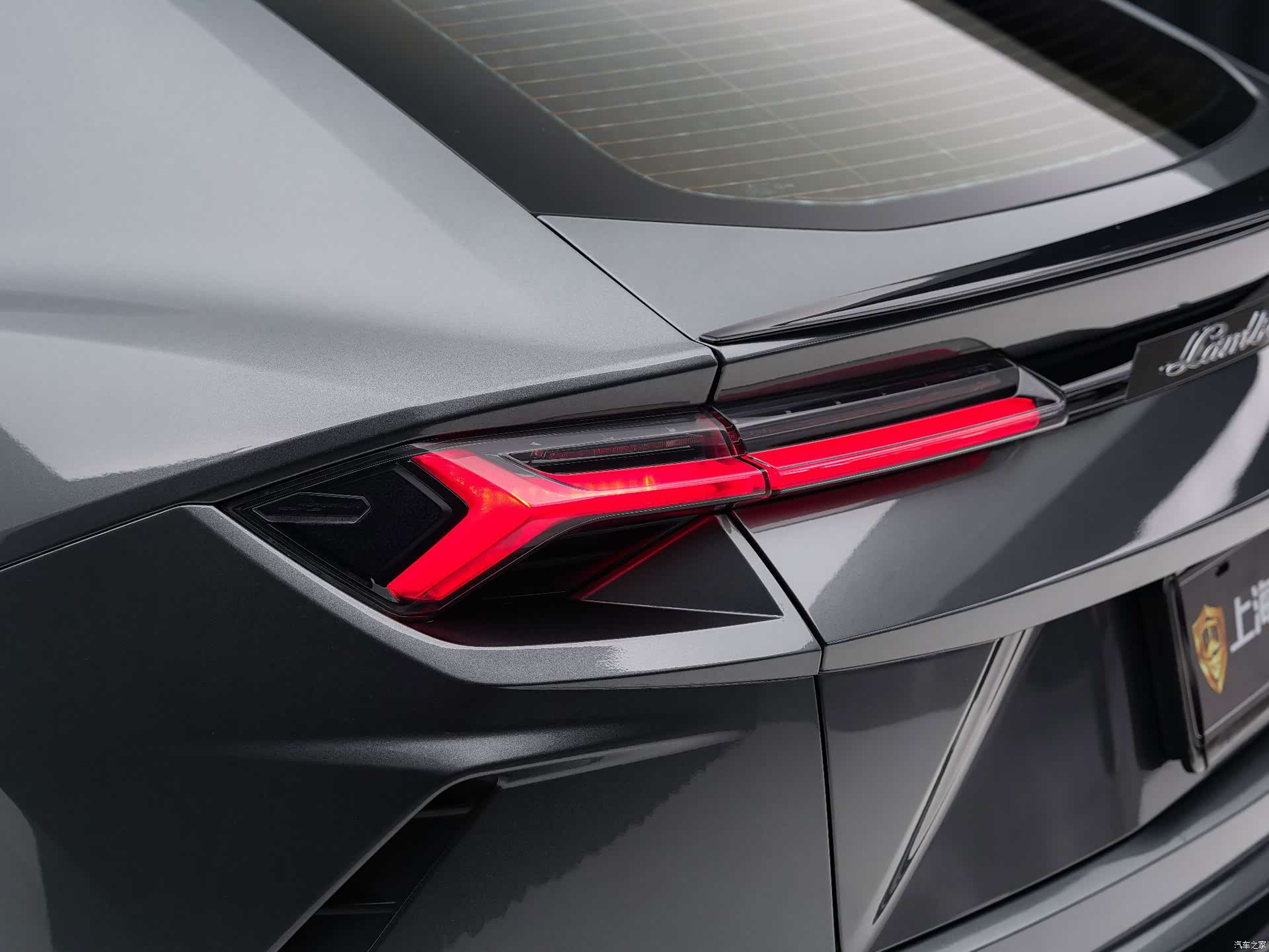 Lamborghini Urus, 2019 9
